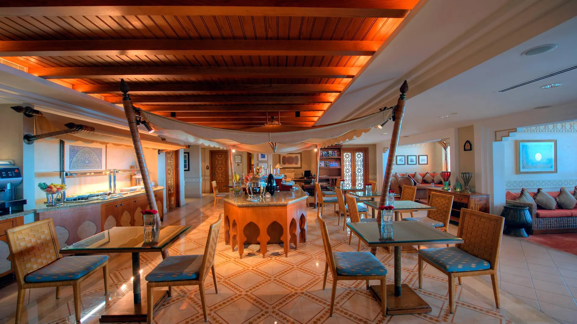 Jumeirah Mina Al Salam דובאי 5*,
