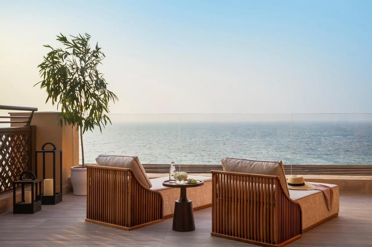 Jumeirah Mina Al Salam Dubai 5*,